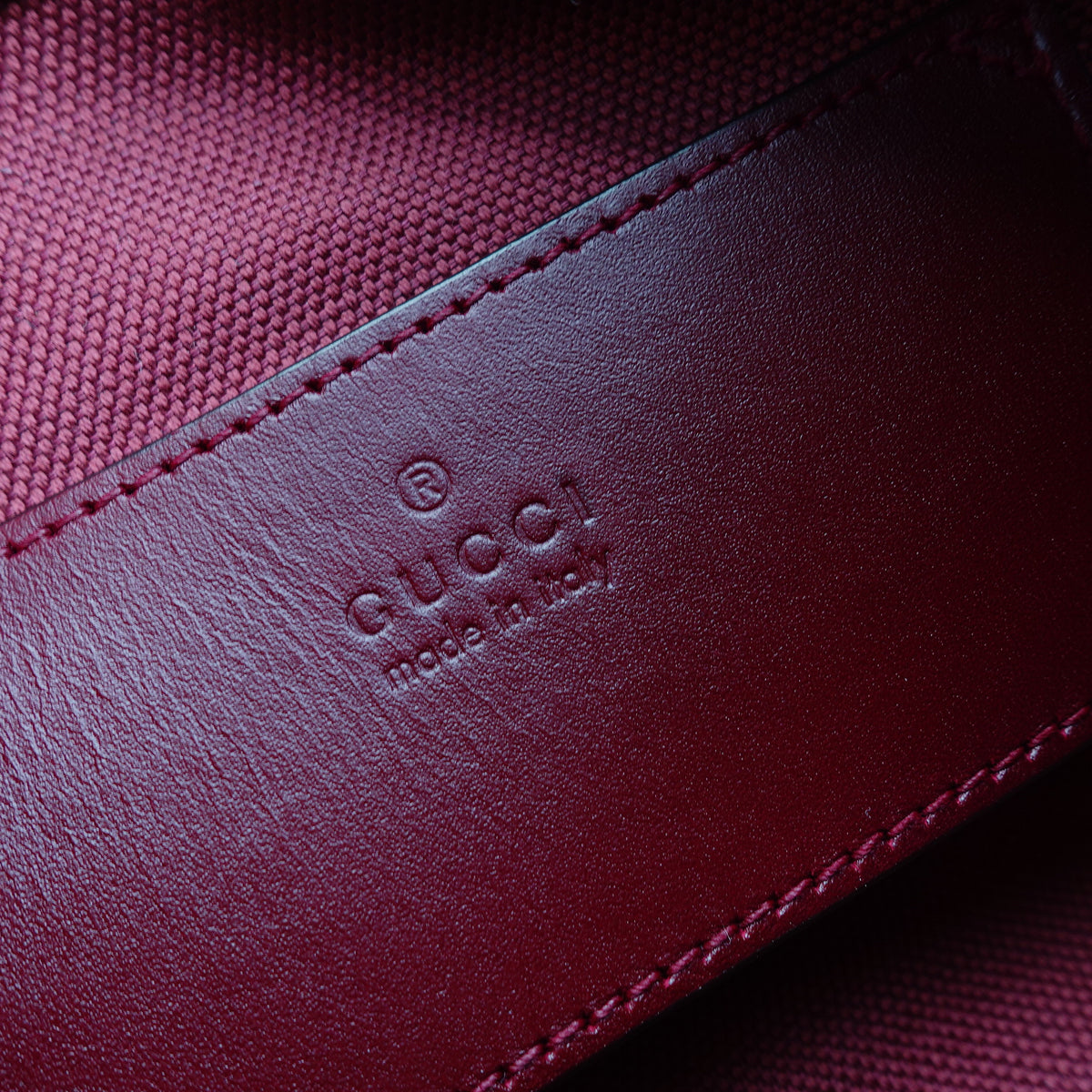 Pre-Owned Gucci Burgundy Calfskin Leather Shoulder Bag T10421970