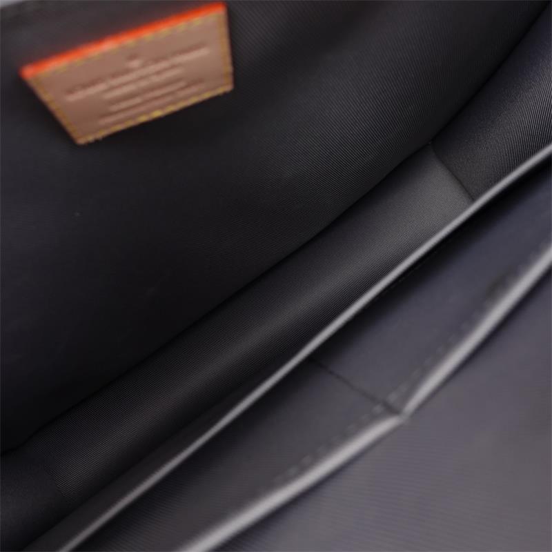 Louis Vuitton Petit Sac Plat Sliver Patent Leather Tote Bag