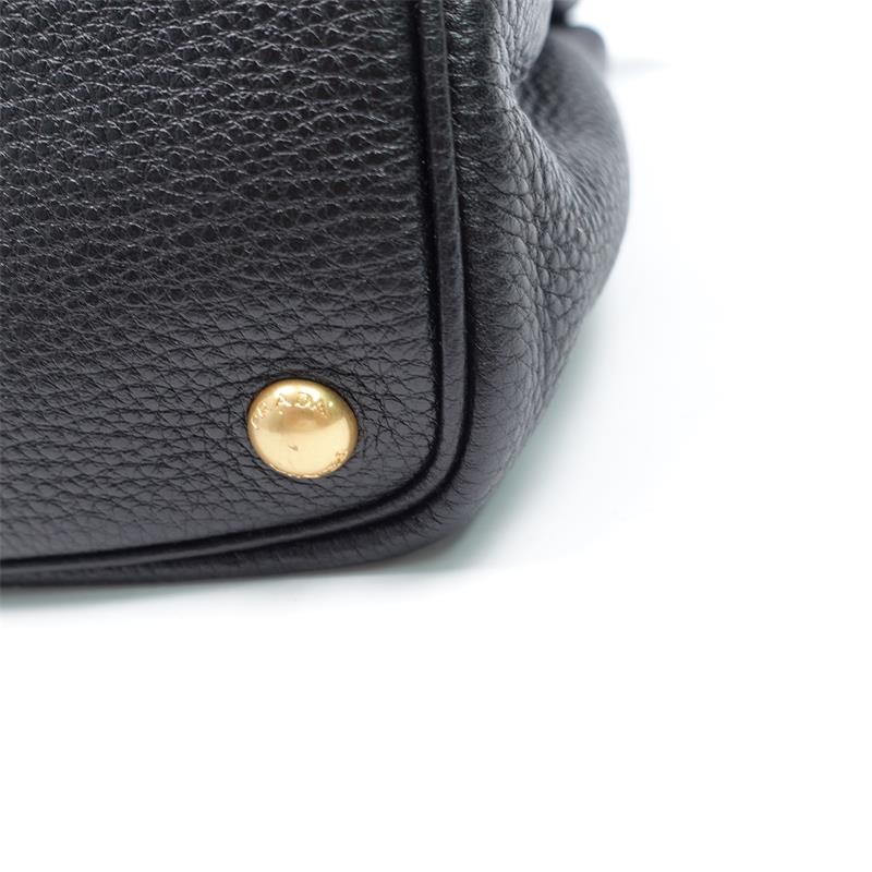 Pre-owned Prada Black Calfskin Shoulder Bag