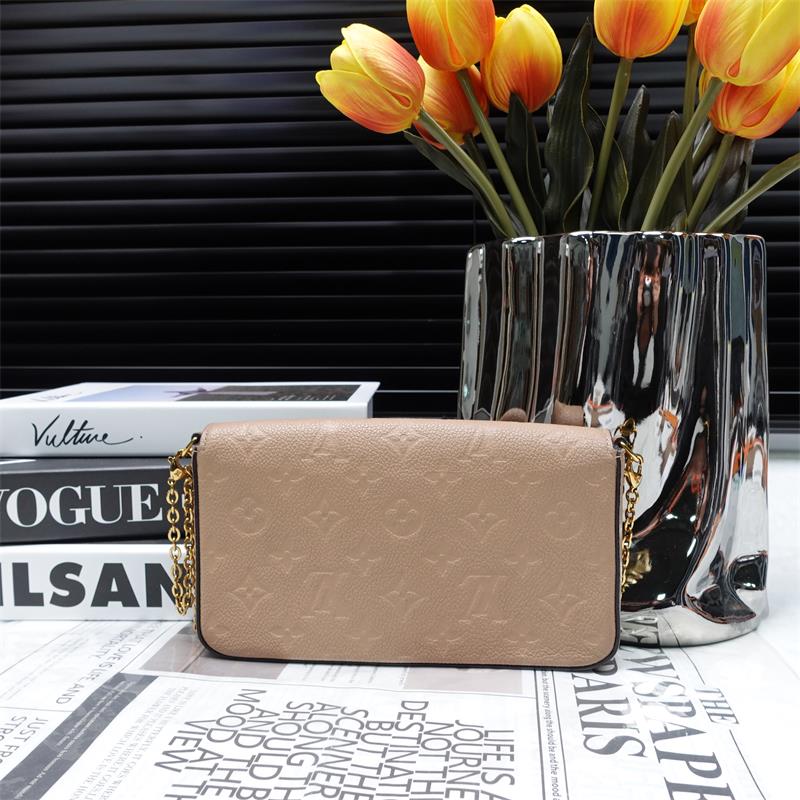 Pre-owned Louis Vuitton POCHETTE FELICIE Beige Clafskin Shoulder Bag