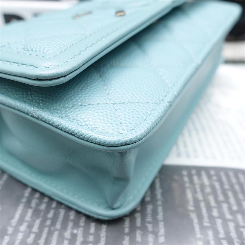 Pre-owned Chanel Blue Calfskin Shoulder Bag