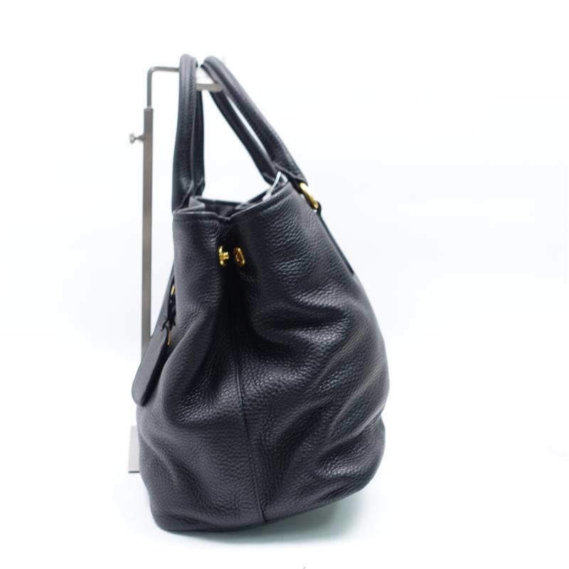 Pre-owned Prada Black Calfskin Shoulder Bag
