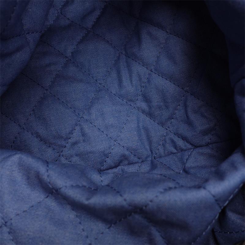 Pre-owned Chanel Blue 22 Denim Tote Bag-HZ