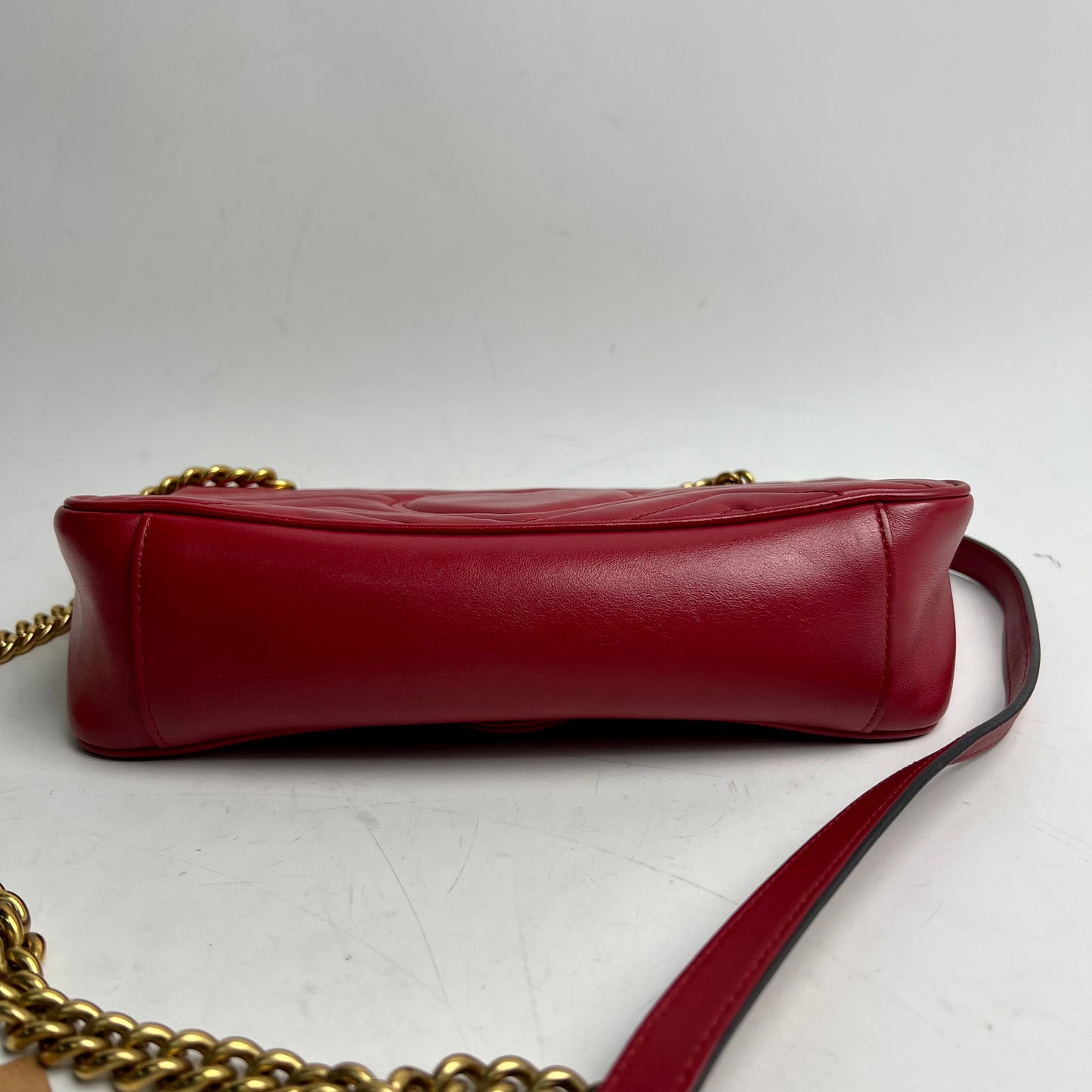 Gucci GG Marmont Red Calfskin Shoulder Bag - HZ