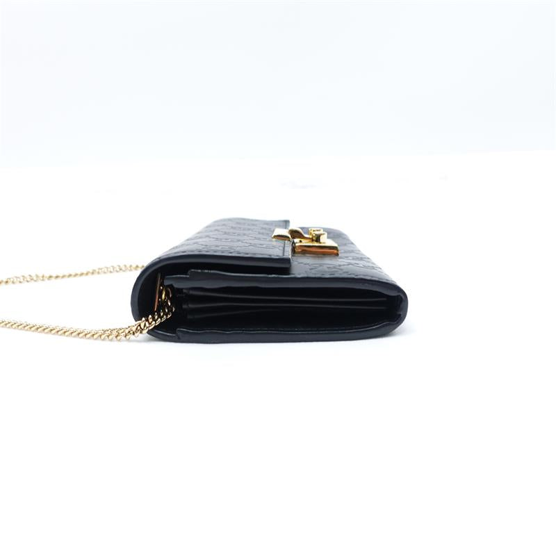 Pre-owned Gucci Padlock Black GG Embossed Calfskin Shoulder Bag
