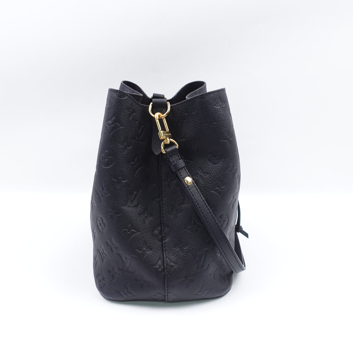 Pre-Owned Louis Vuitton Noe Black Calfskin Leather Shoulder Bag T10411427