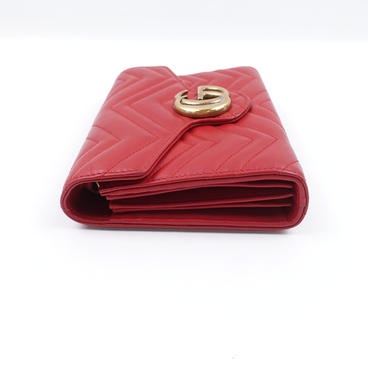 Pre-Owned Gucci GG Marmont Red Calfskin Leather Woc Bag T10413543