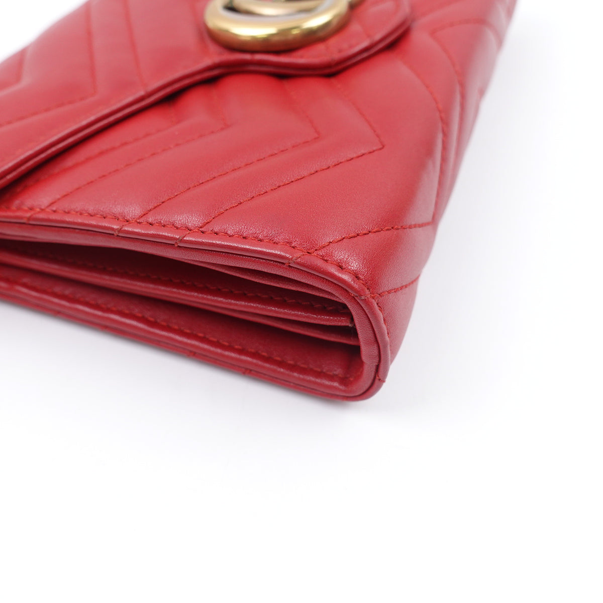 Pre-Owned Gucci GG Marmont Red Calfskin Leather Woc Bag T10413543
