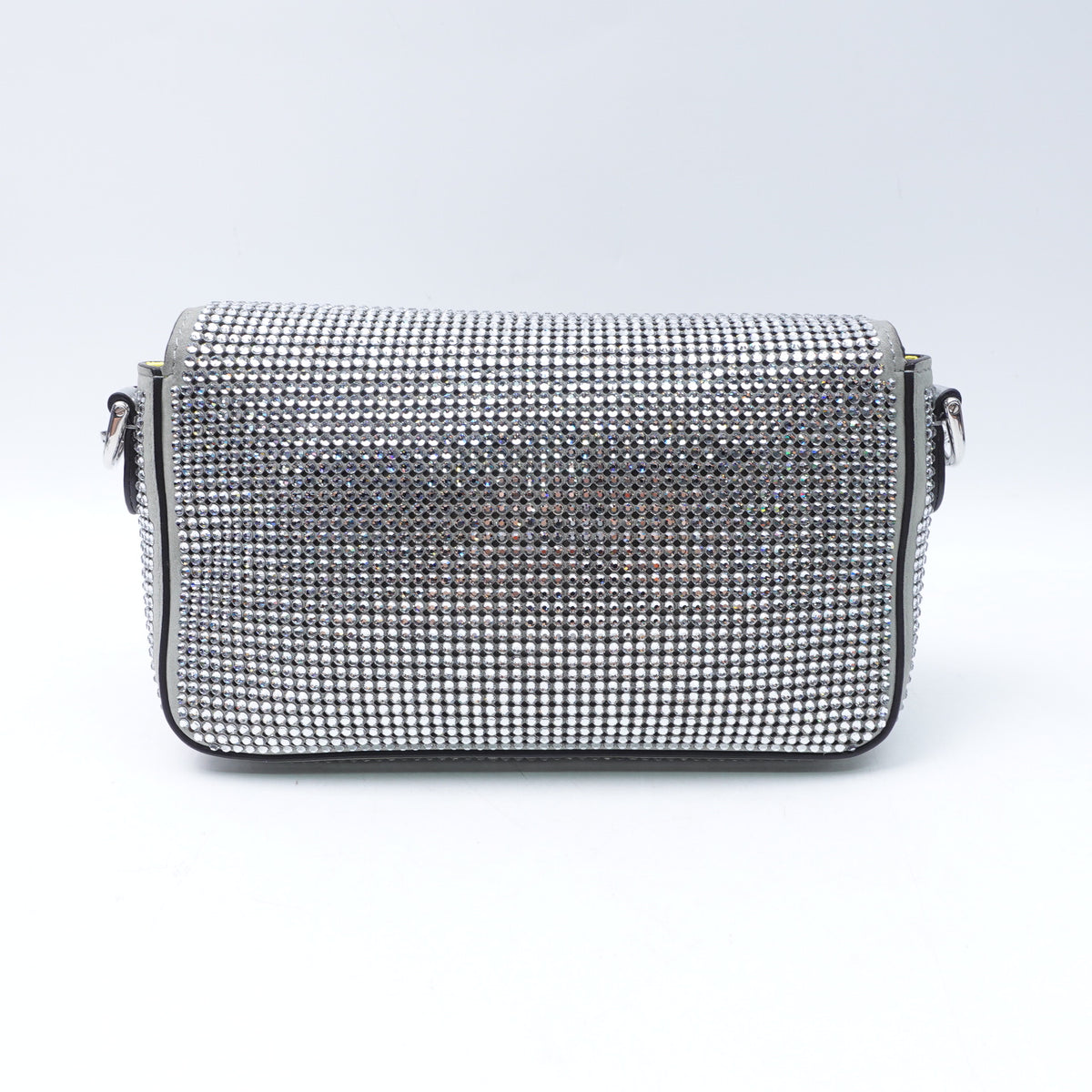 Pre-Owned Fendi Baguette Silver Crystal Shoulder Bag T10412491