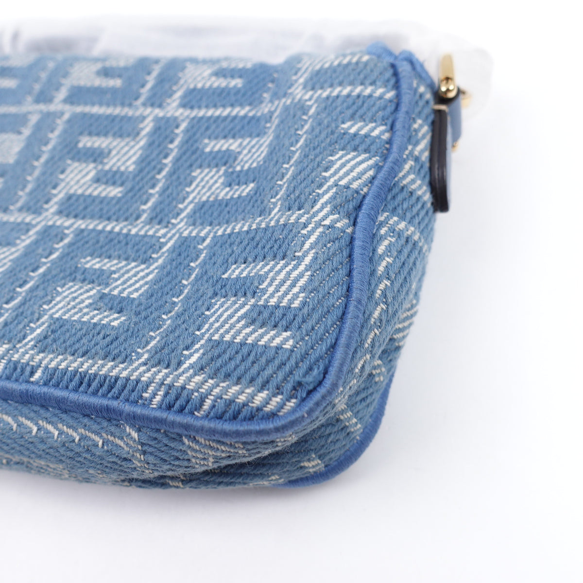 Pre-Owned Fendi Baguette Blue Denim Shoulder Bag T10415060