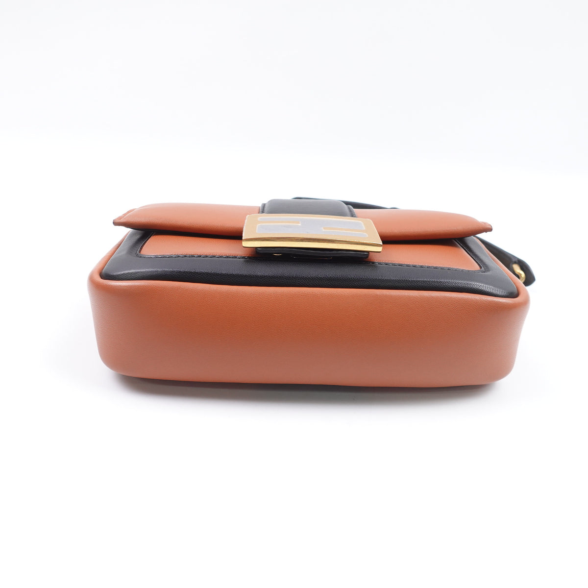 【DEAL】Pre-Owned Fendi Baguette Brown&Black Lambskin Leather Shoulder Bag