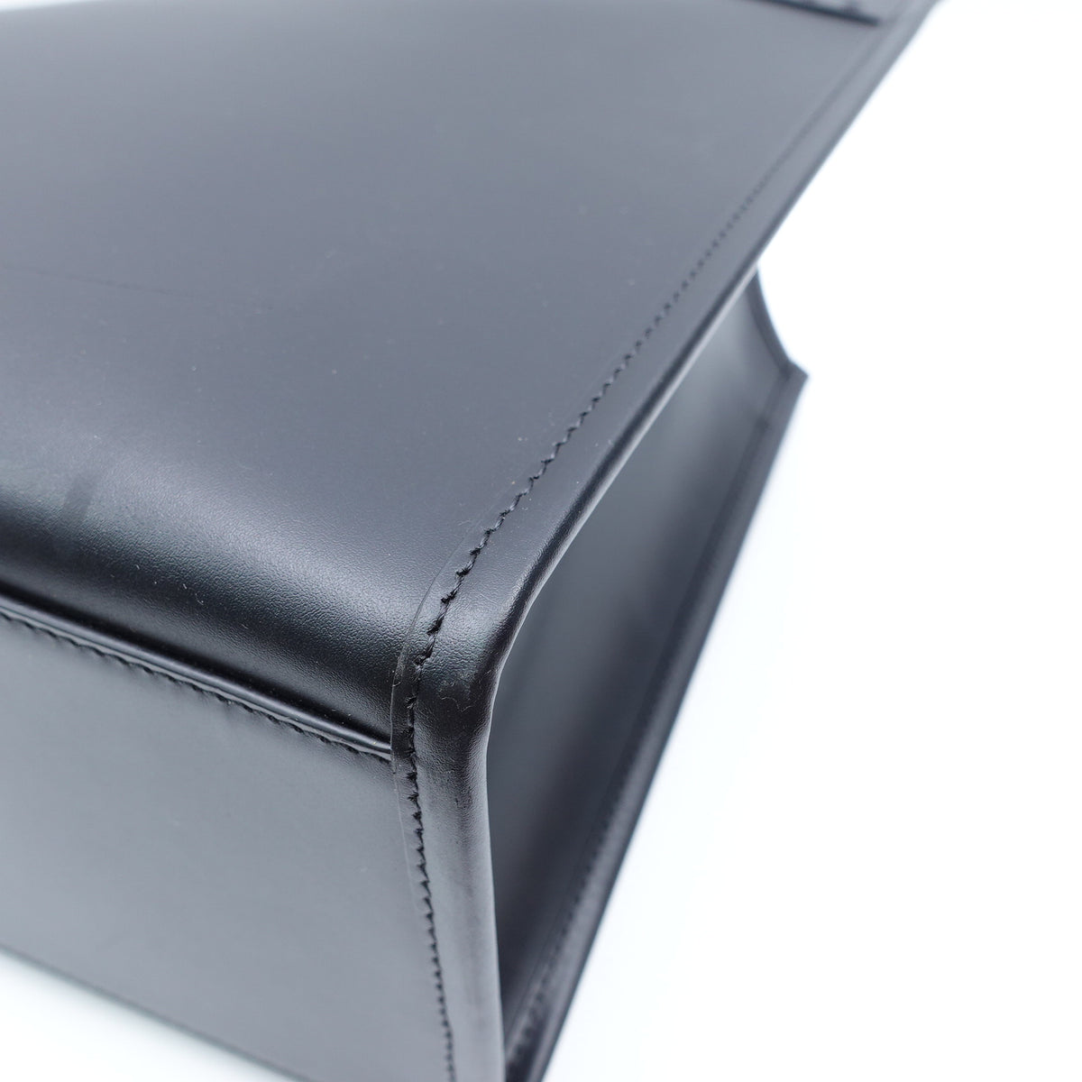Fendi Sunshine Medium Black Calfskin Leather Shoulder Bag T10414954