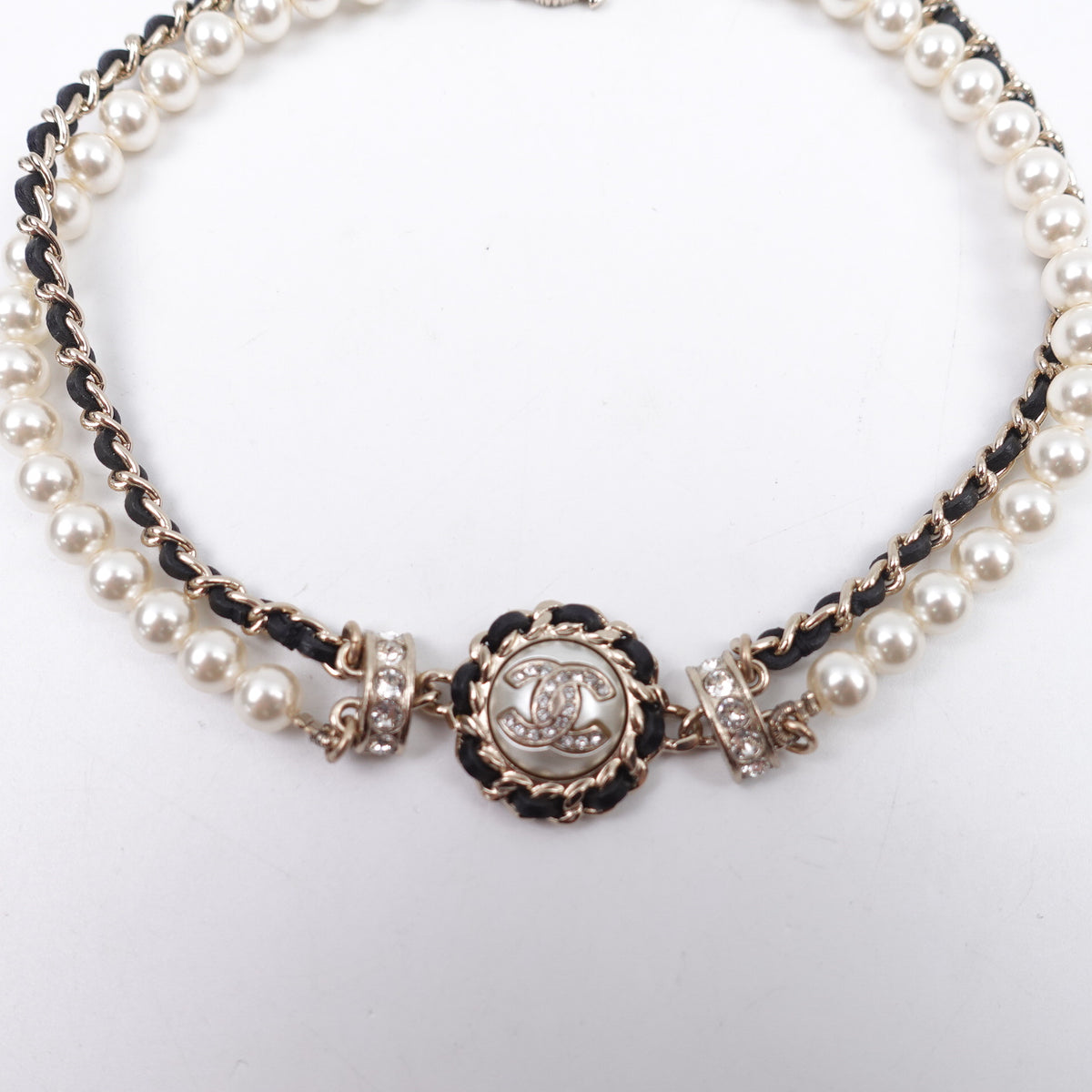 Pre-Owned Chanel Gold&Black Pearl Necklace T10417881