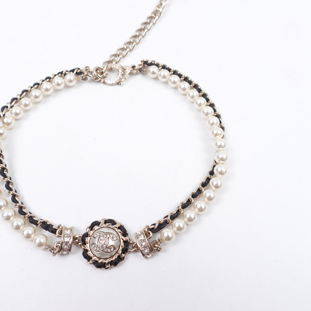 Pre-Owned Chanel Gold&Black Pearl Necklace T10417881