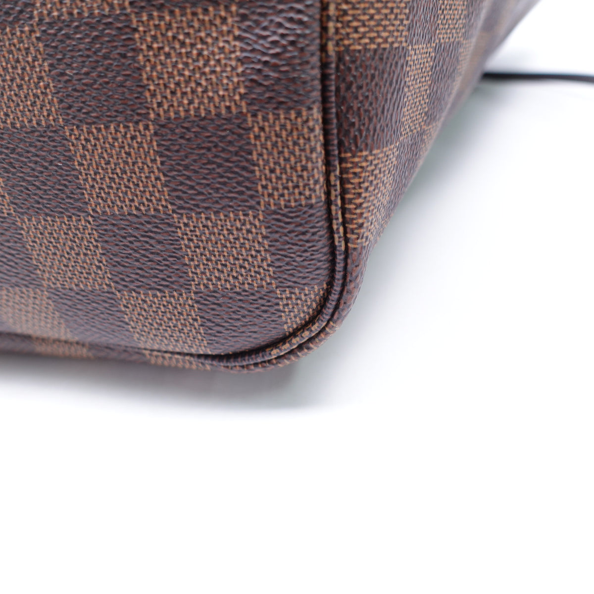 Louis Vuitton Neverfull MM Damier Ebene Coated Canvas Shoulder Bag T10420079