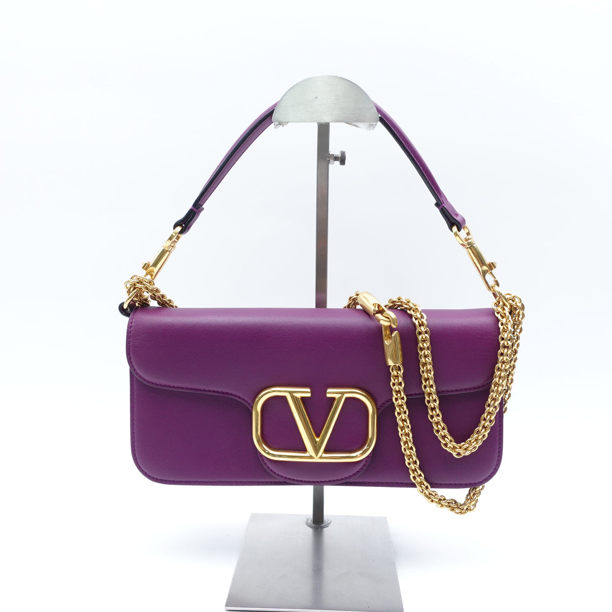 Pre-Owned Valentino Garavani Locò Purple Calfskin Shoulder Bag T10420647