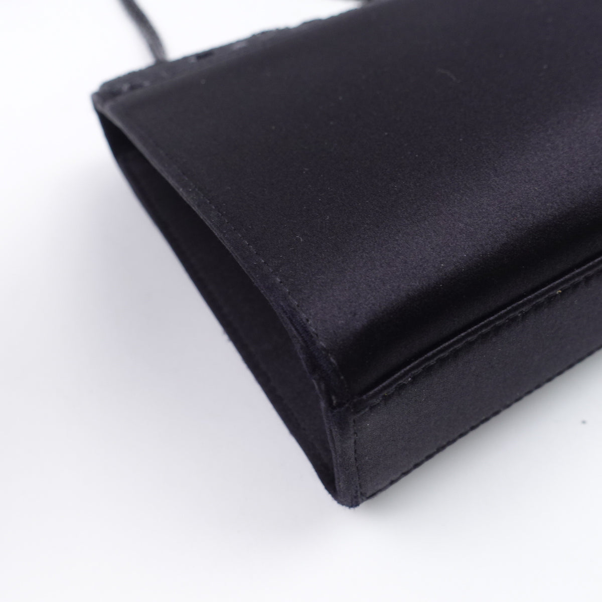 Pre-Owned Saint Laurent Kate Black Sequin Shoulder Bag T10422966