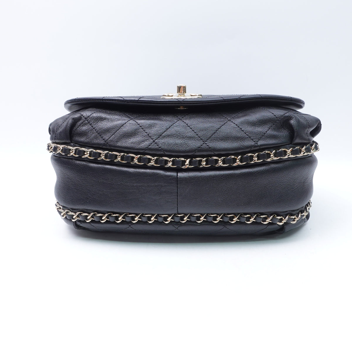 Pre-Owned Chanel Black Calfskin Leather Shoulder Bag T10424298