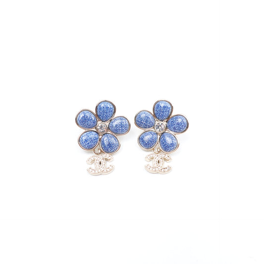 Pre-Owned Chanel Blue Metal Earrings T10424568