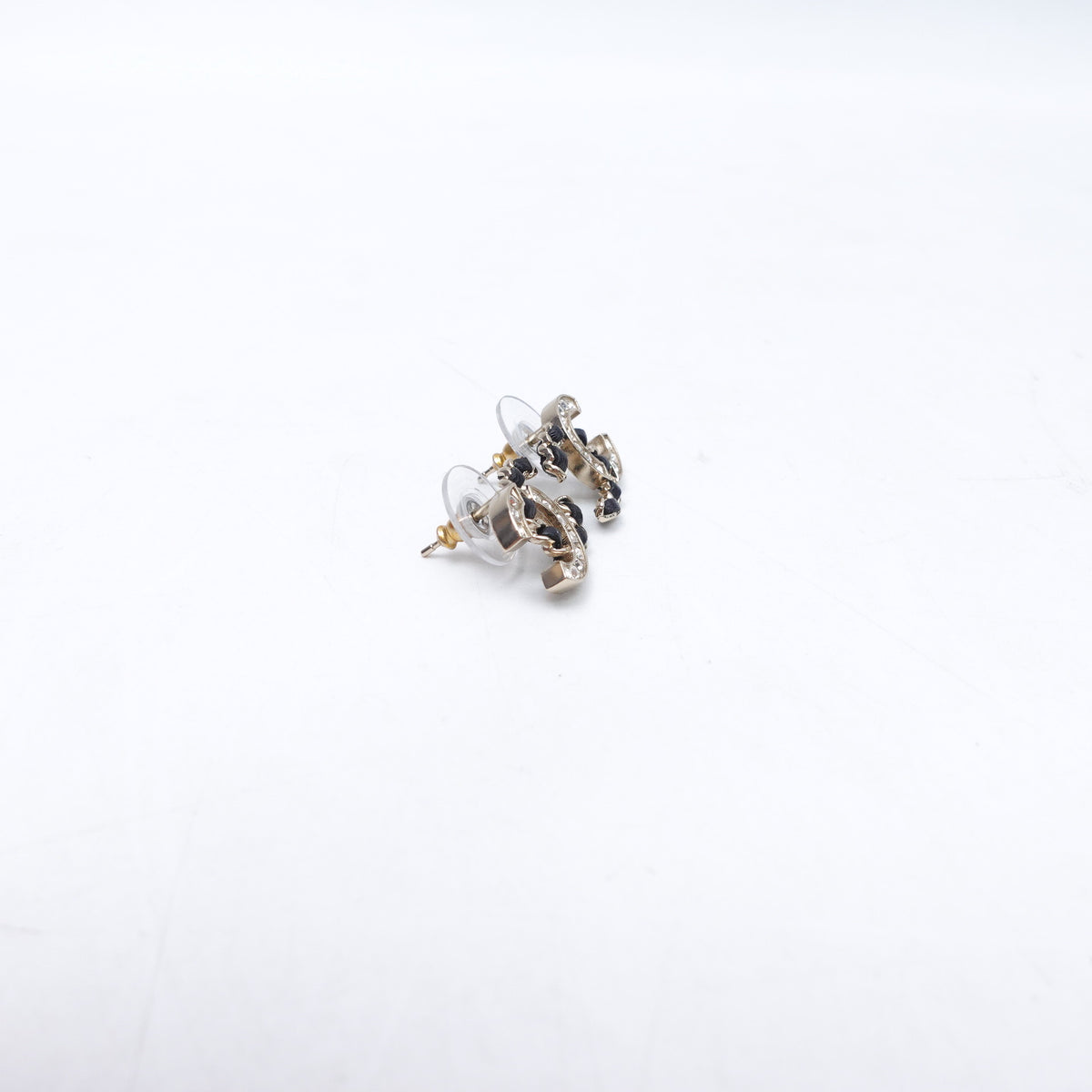 Pre-Owned Chanel Black&Gold Metal Earrings T10423828