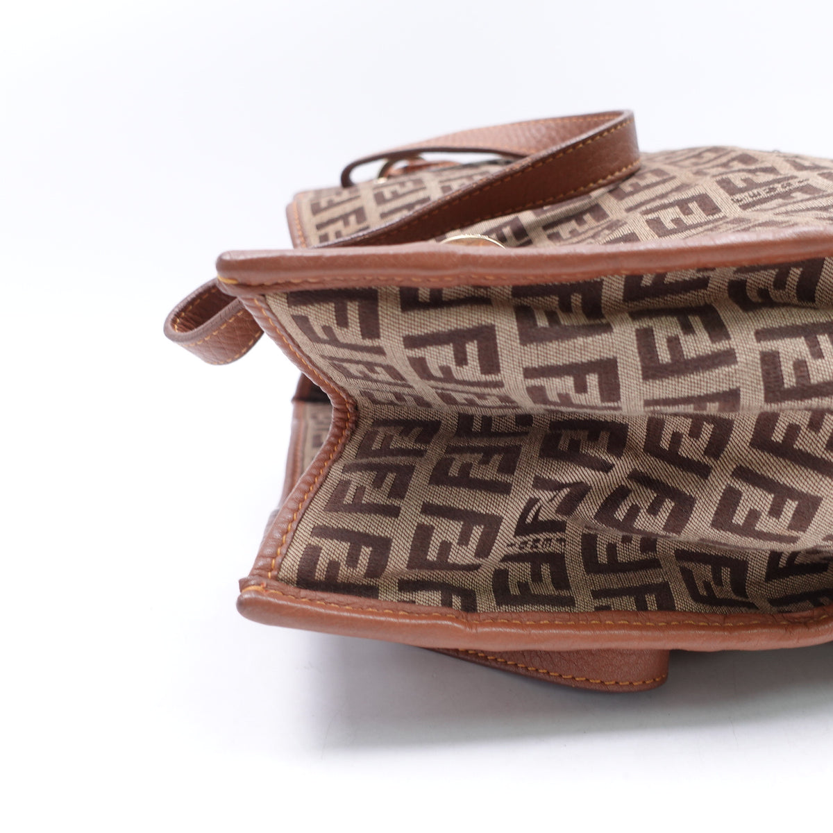 【DEAL】Pre-Owned Fendi Brown Canvas Tote Bag T10420846
