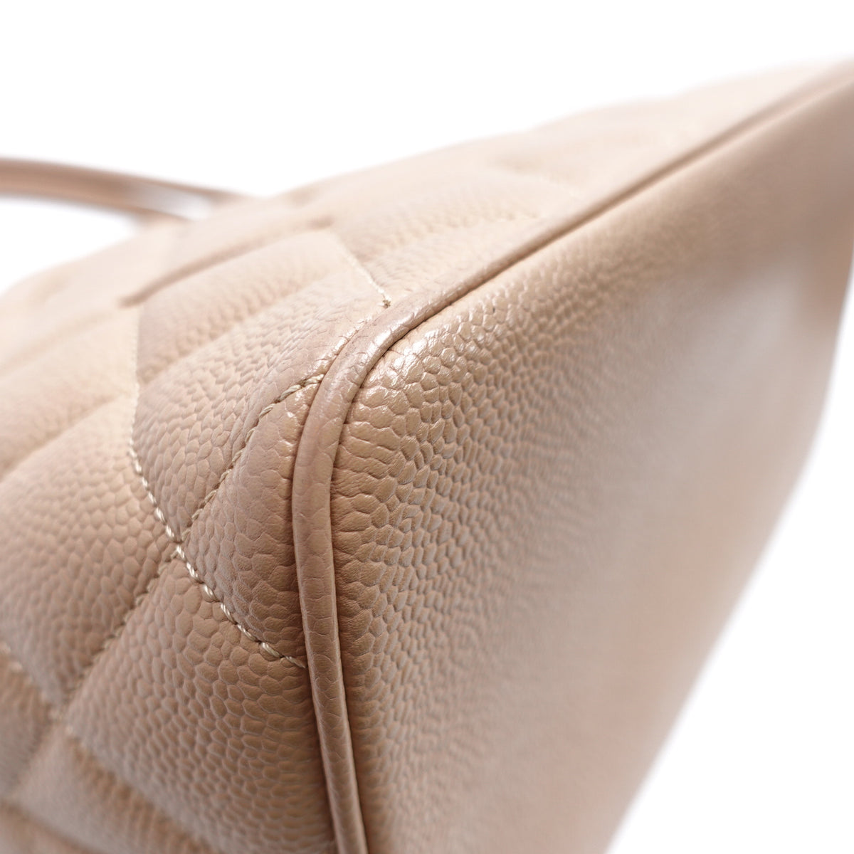 Pre-Owned Chanel Hilton Khaki Caviar Tote Bag T10425872
