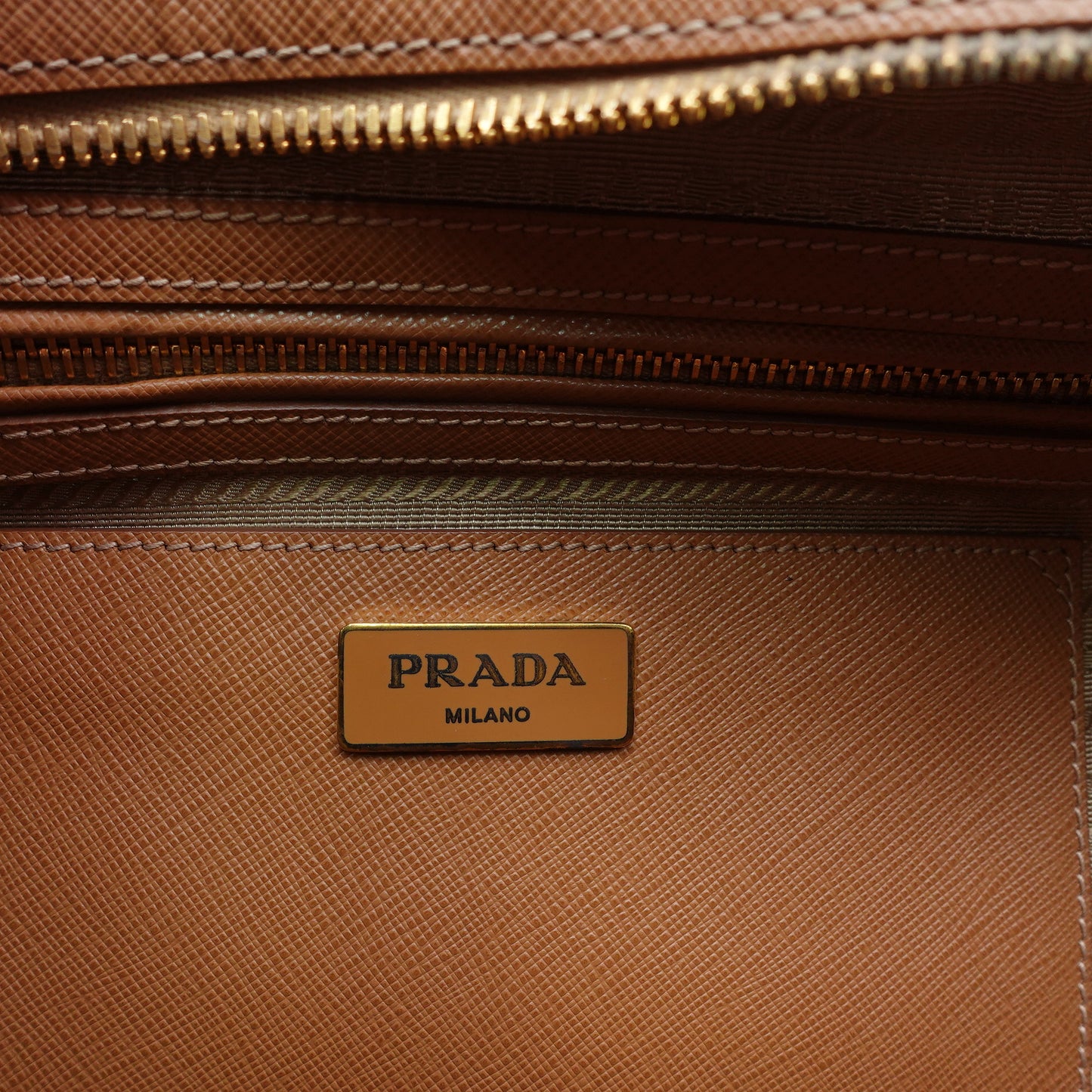 Pre-Owned Prada Brown Saffiano Shoulder Bag T10424867