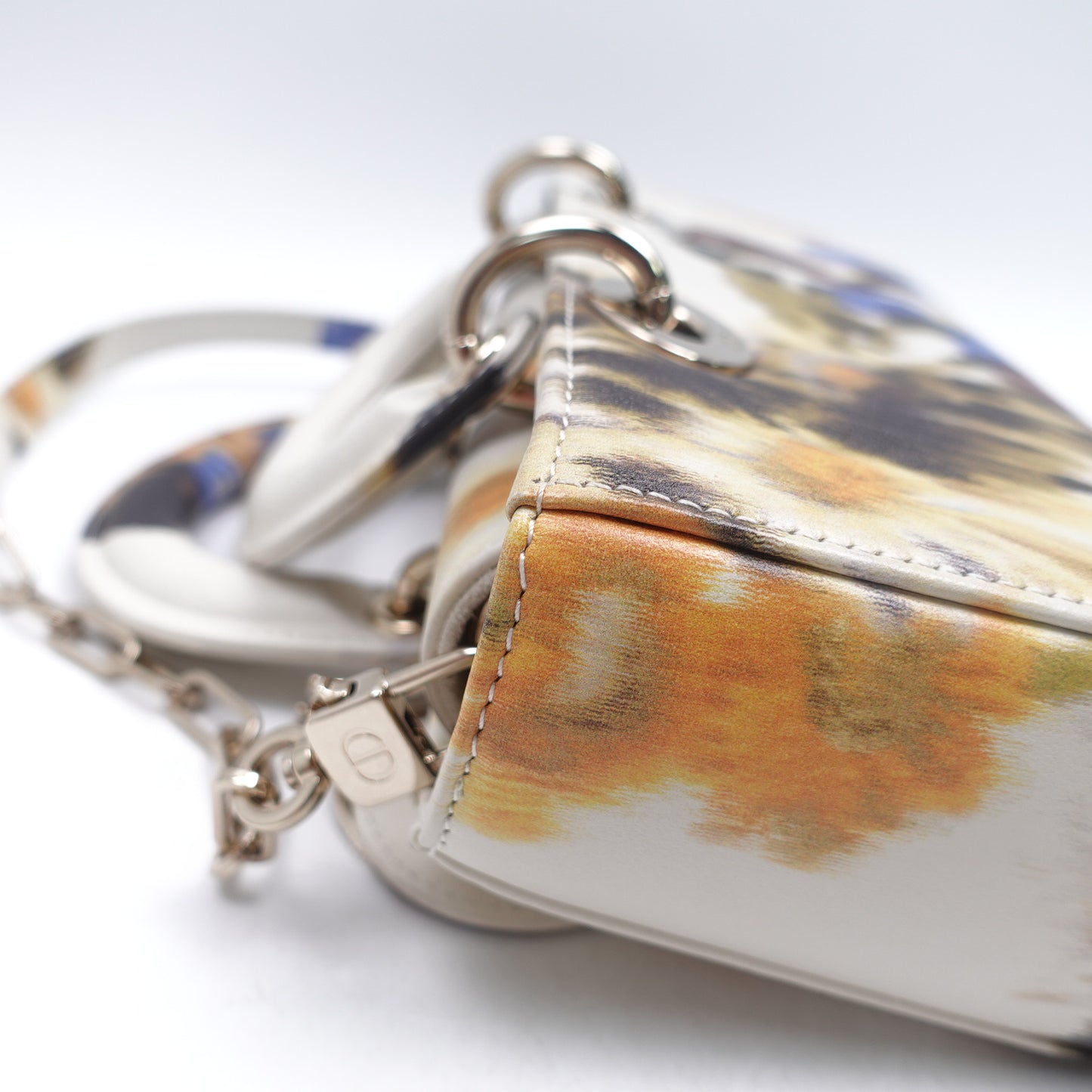 Pre-Owned Dior Lady D-Joy Multicolor Calfskin Leather Shoulder Bag T10426145