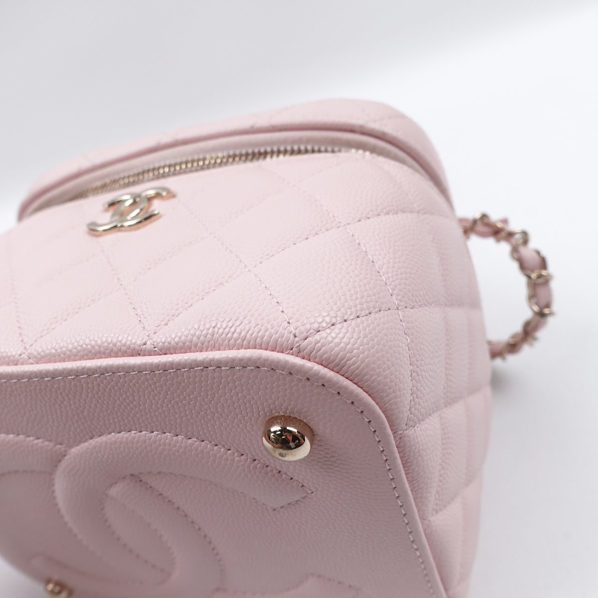 Chanel Vanity Case Pink Caviar Shoulder Bag T10426803