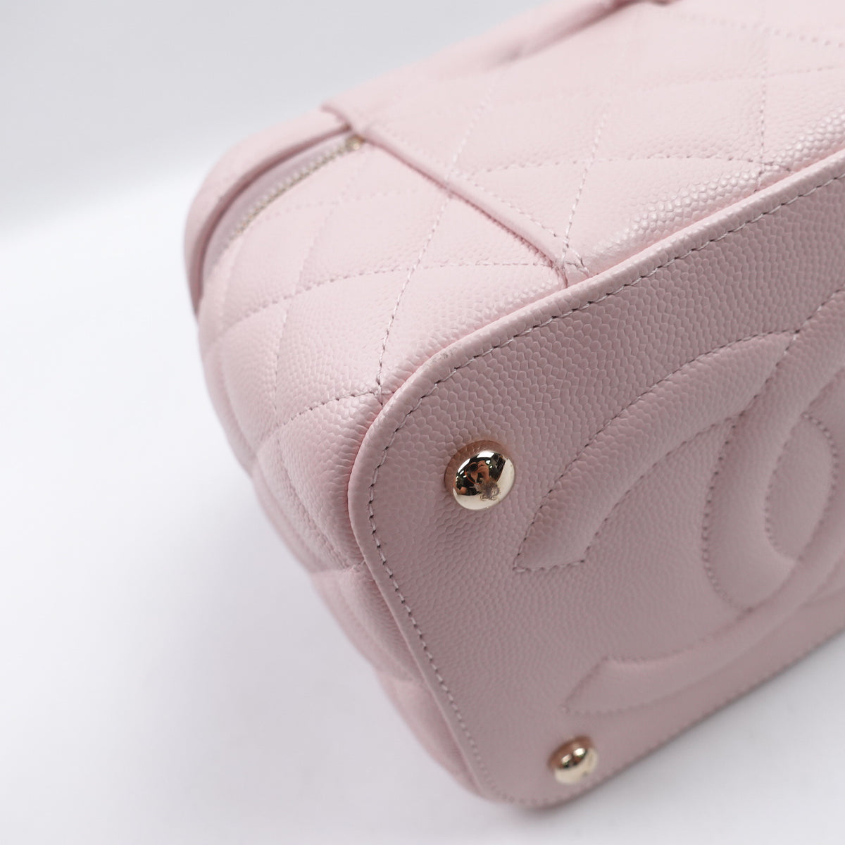Chanel Vanity Case Pink Caviar Shoulder Bag T10426803