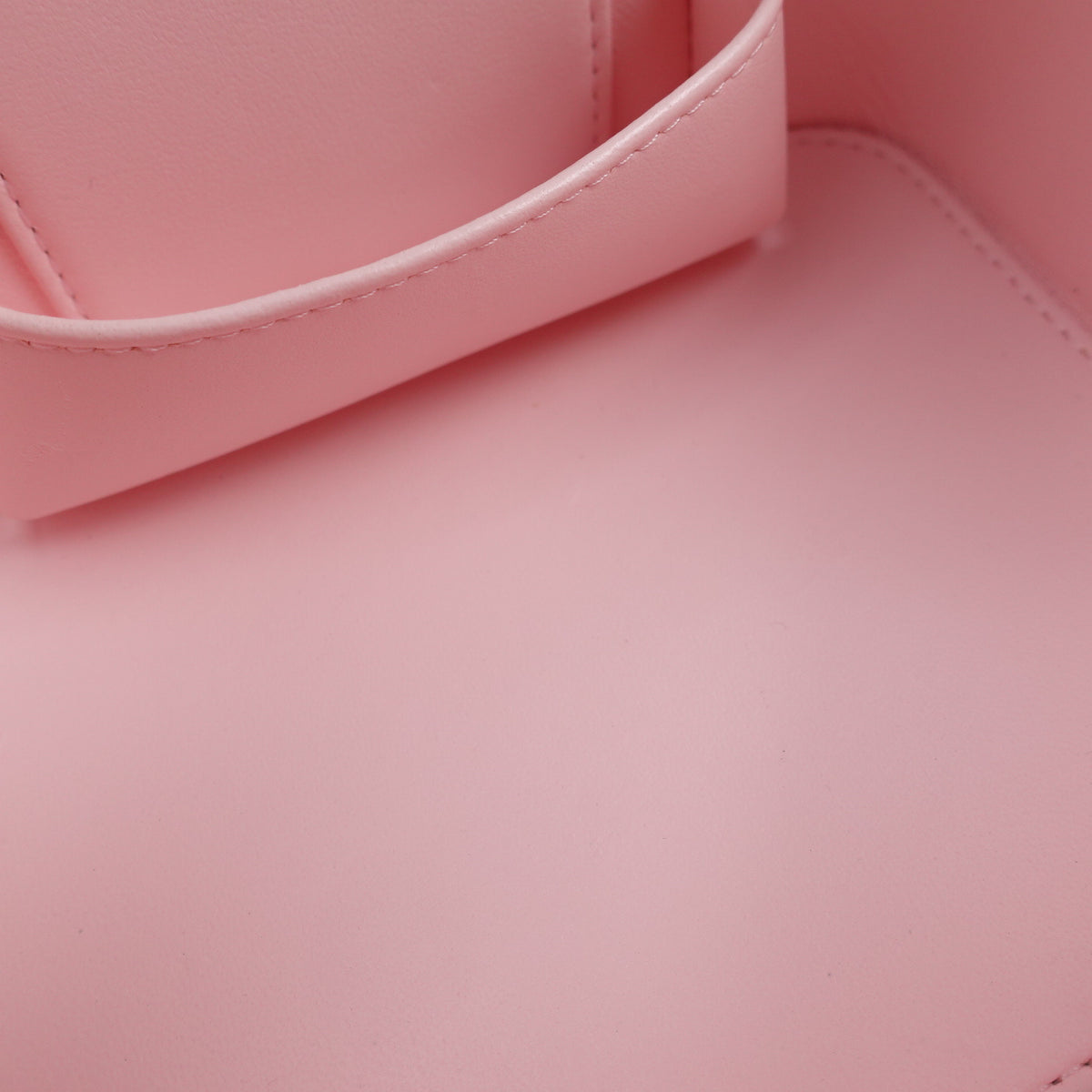 Chanel Vanity Case Pink Caviar Shoulder Bag T10426803