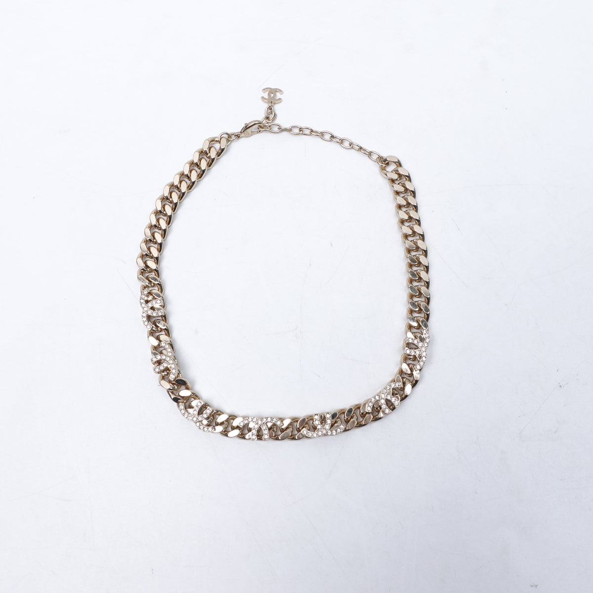 Pre-Owned Chanel Gold Metal Necklace T10427772