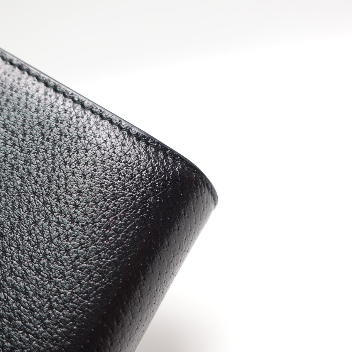 Pre-Owned Gucci Dionysus WOC Black Cafskin Leather Shoulder Bag T10429903