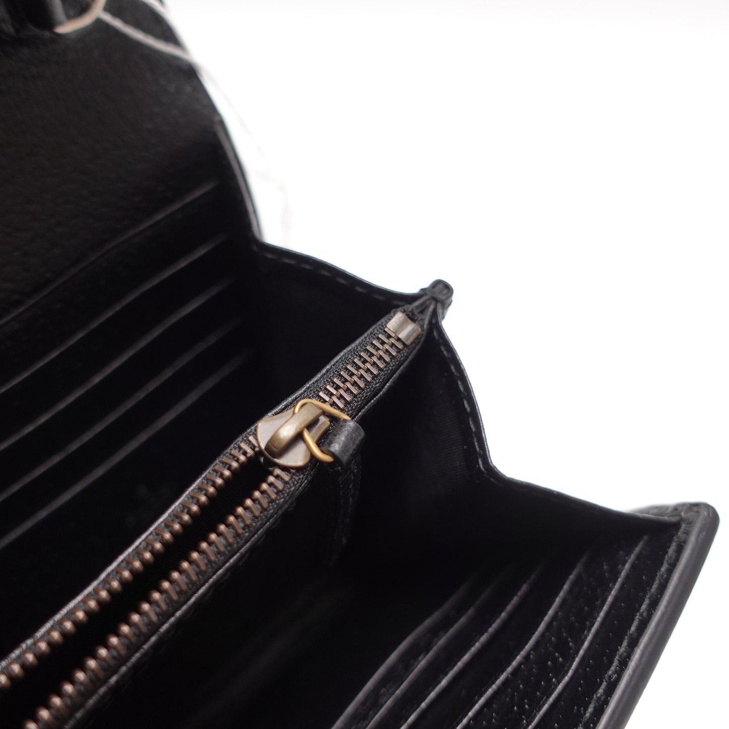 Pre-Owned Gucci Dionysus WOC Black Cafskin Leather Shoulder Bag T10429903