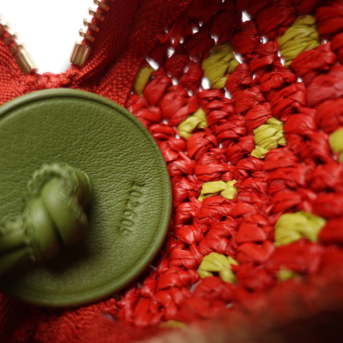 Pre-Owned Loewe Green&Red Raffia Coin Purse T10430975