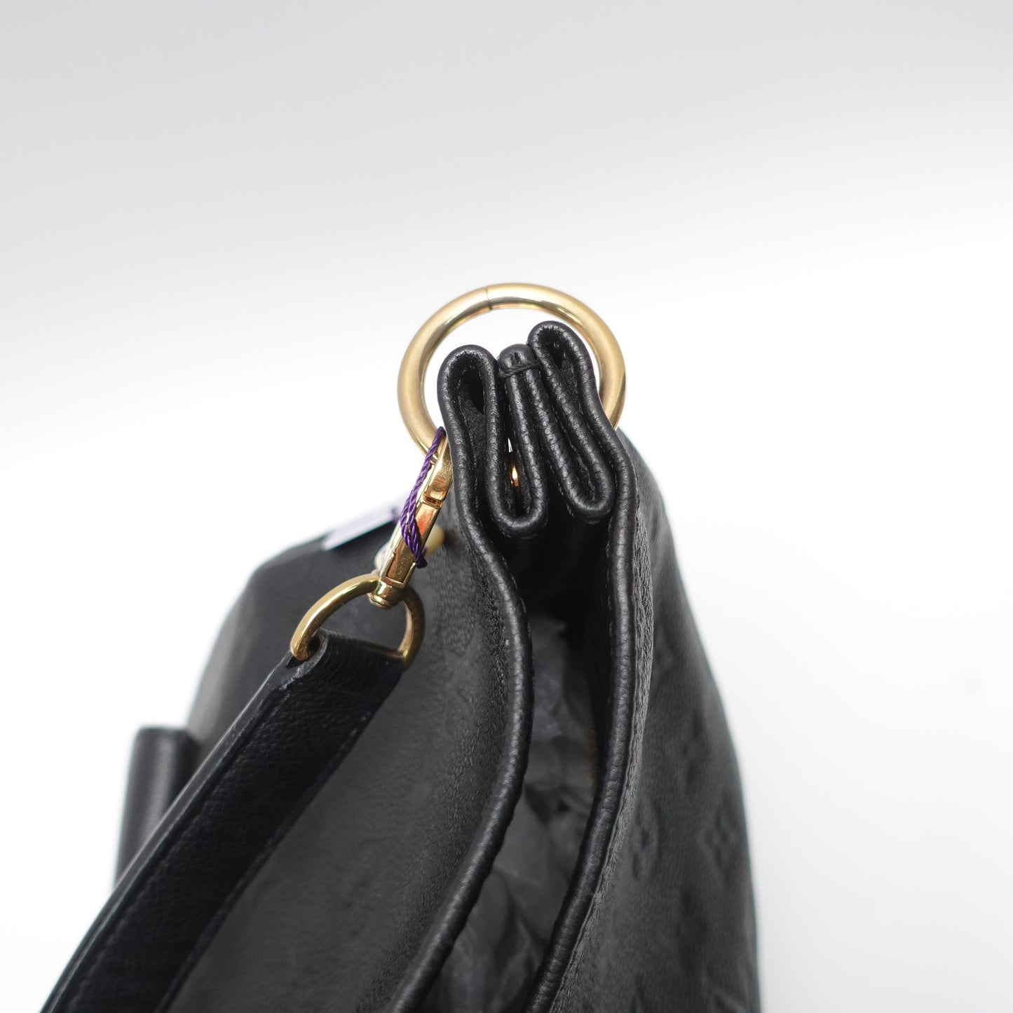 Pre-Owned Louis Vuitton Metis Black Calfskin Leather Shoulder Bag T10432921