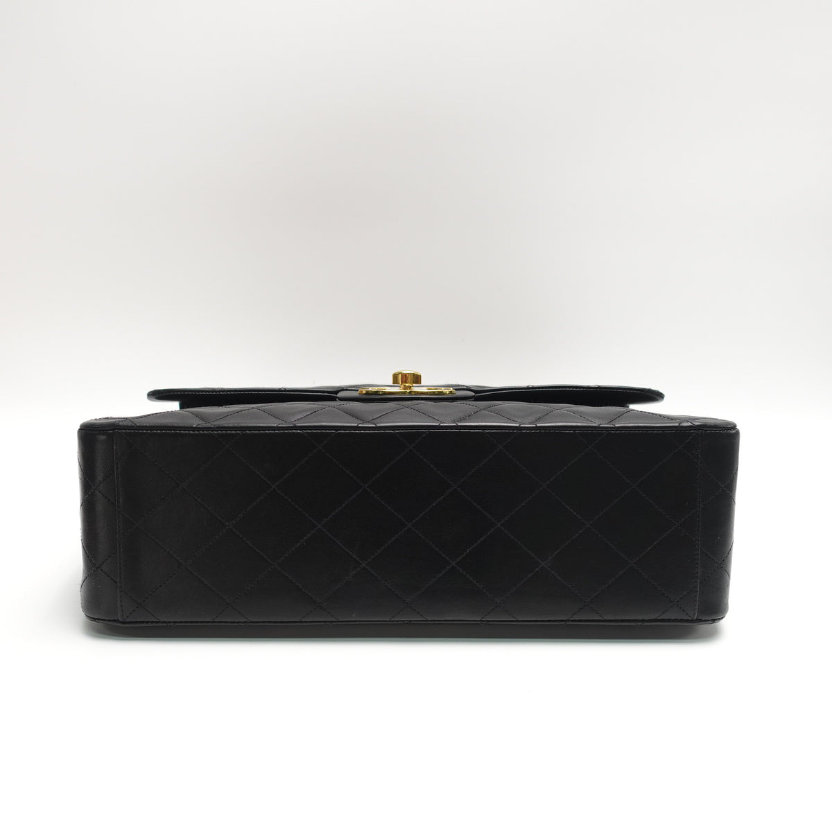 Pre-Owned Chanel Black Calfskin Leather Shoulder Bag T10433345