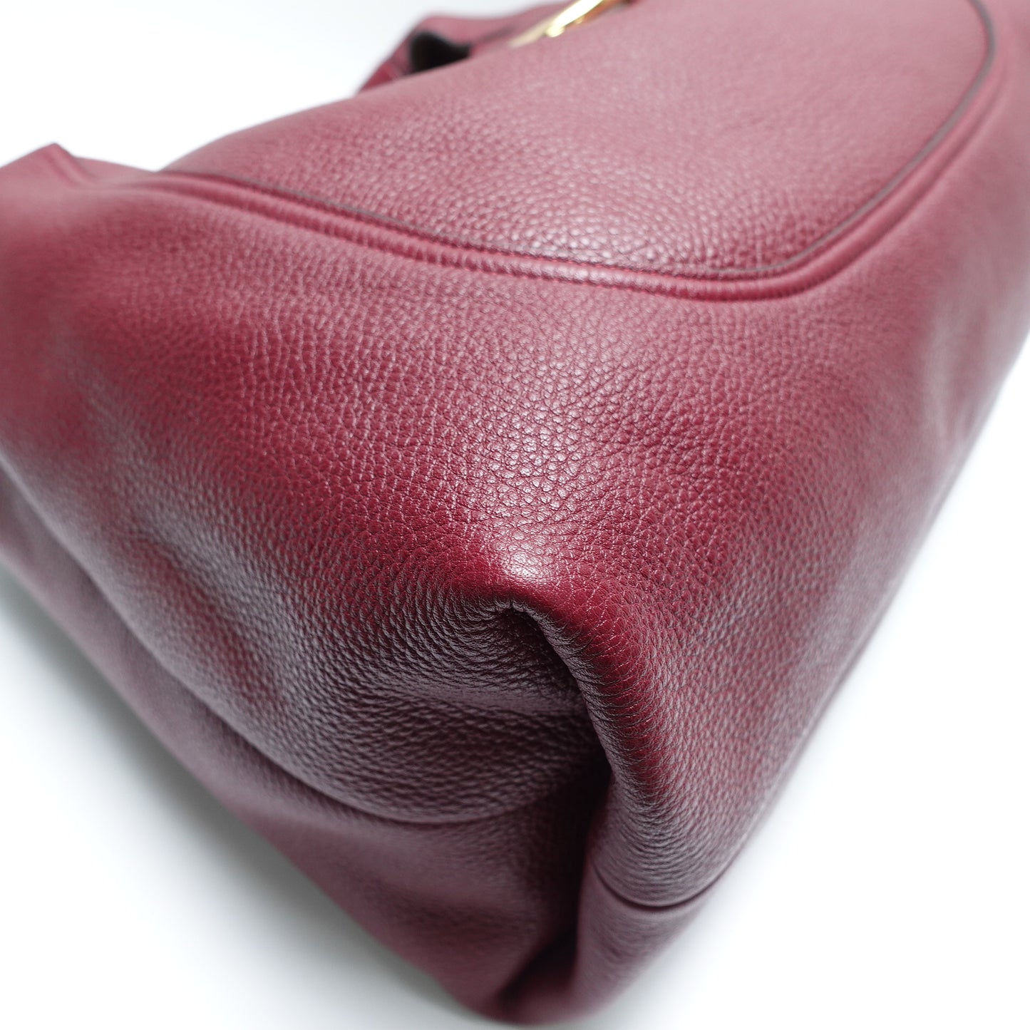 Pre-Owned Gucci Softbit Red Calfskin Leather Tote Bag T10434458