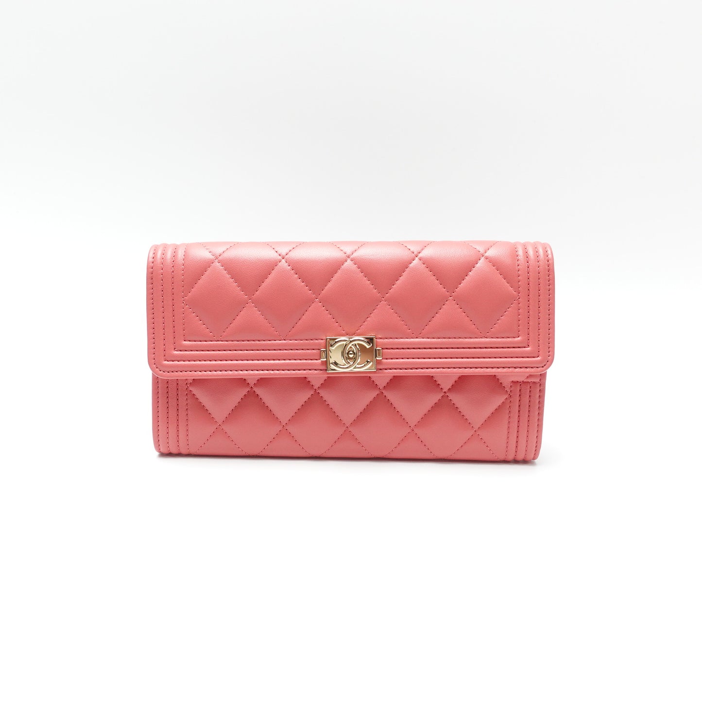 Pre-Owned Chanel Leboy Nude Pink Lambskin Leather Wallet T10437691