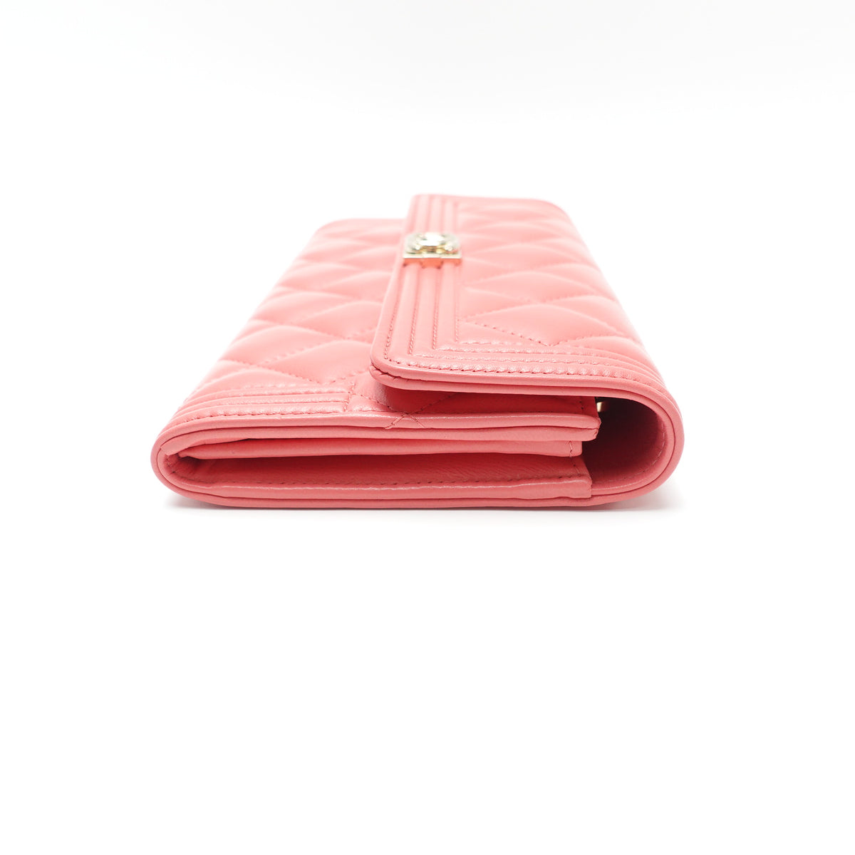 Pre-Owned Chanel Leboy Nude Pink Lambskin Leather Wallet T10437691