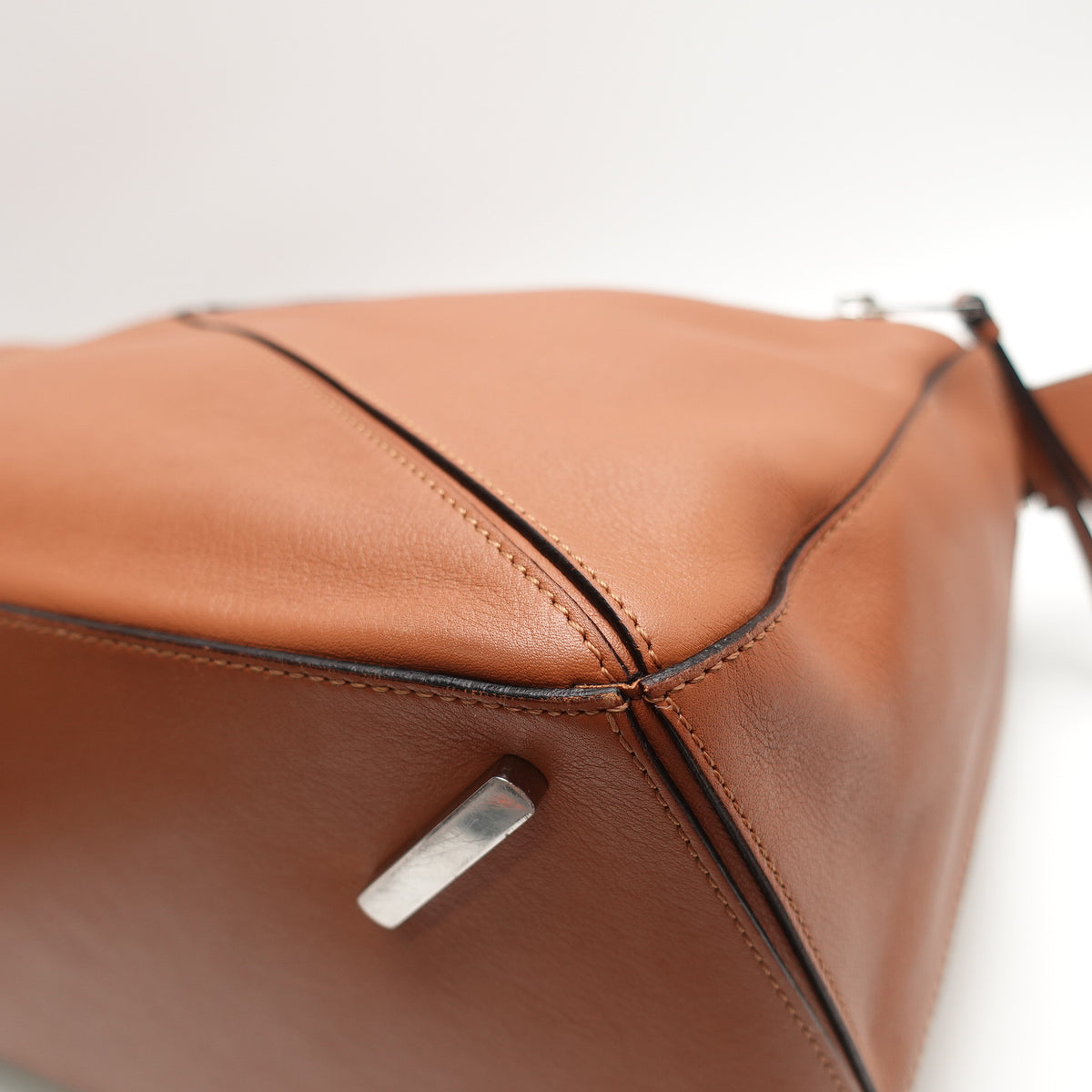 Pre-Owned Loewe Puzzle Large Brown Calfskin Leather Shoulder Bag T10439746