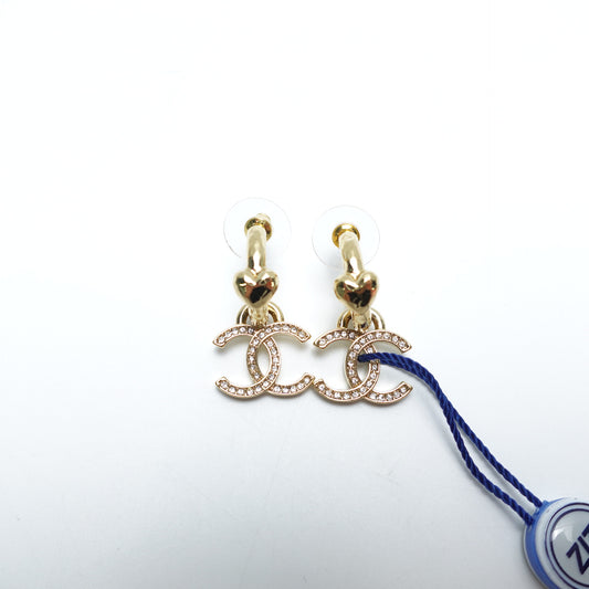Pre-Owned Chanel Gold Metal Earrings T10432492