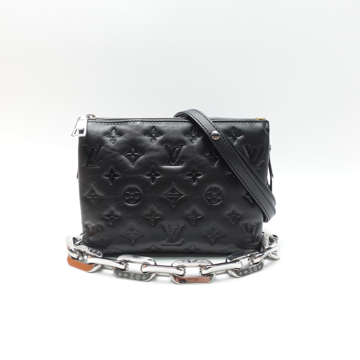Pre-Owned Louis Vuitton Pochette Coussin Black Lambskin Leather Shoulder Bag T10435438