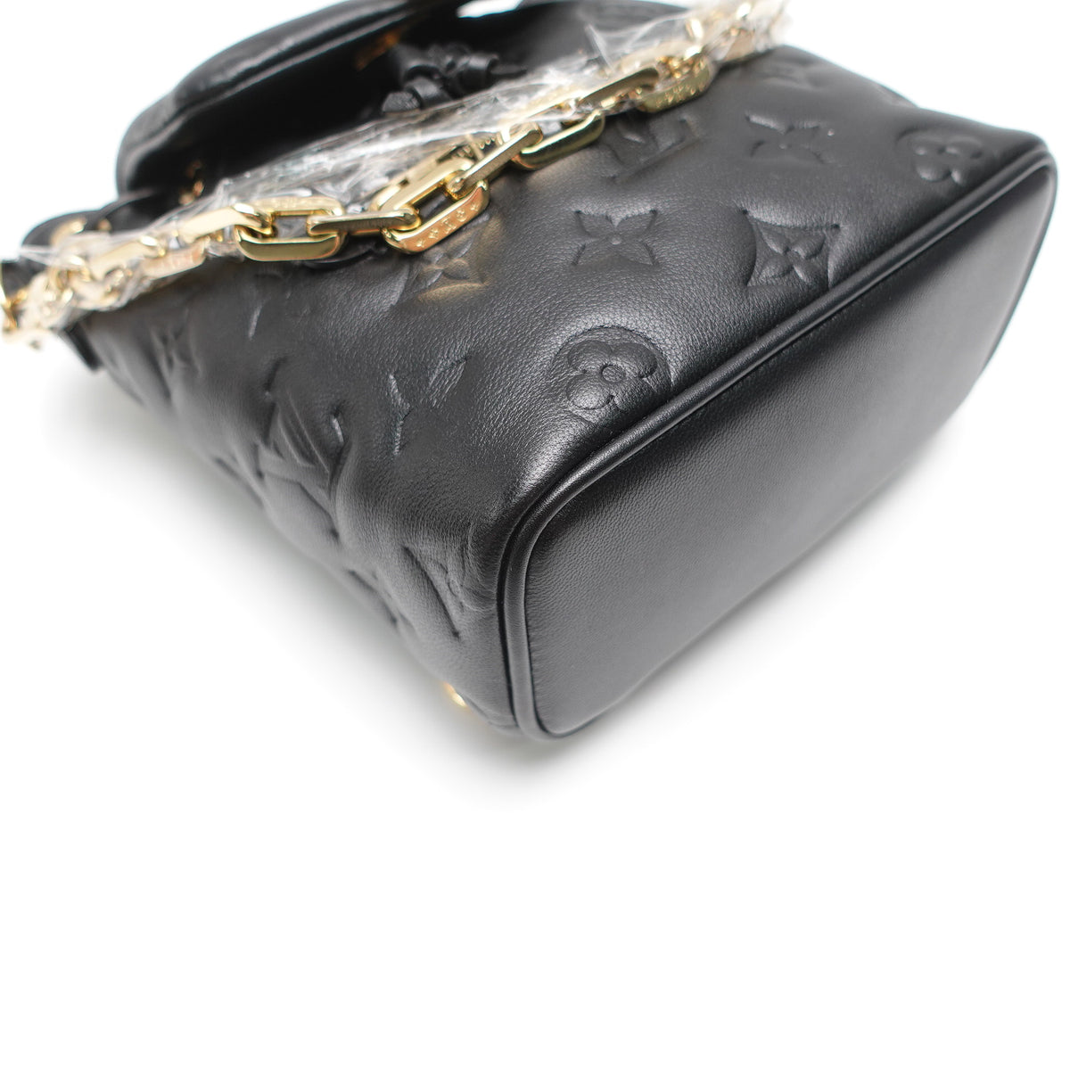 Pre-Owned Louis Vuitton Coussin PM Black Lambskin Leather Backpack T10439628