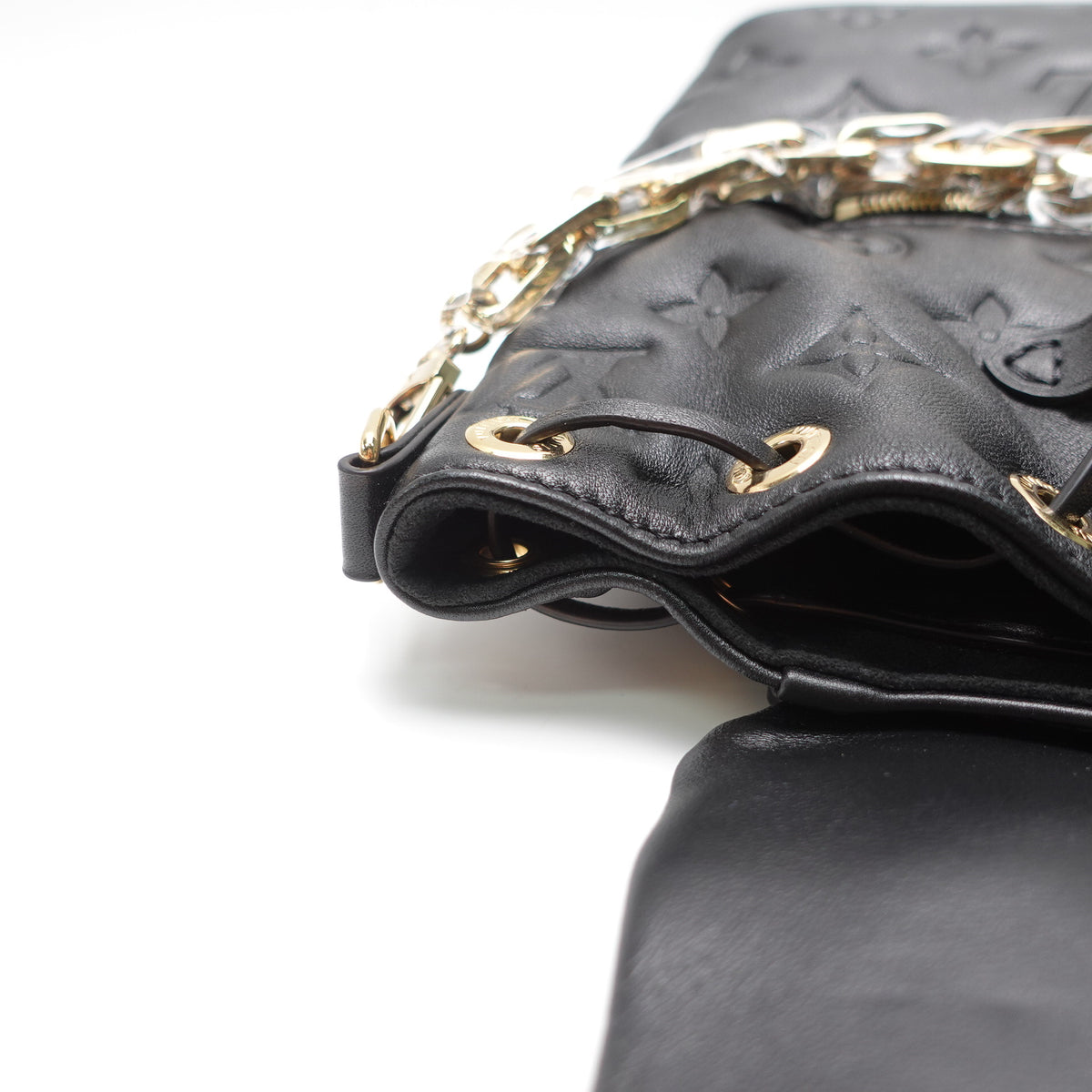 Pre-Owned Louis Vuitton Coussin PM Black Lambskin Leather Backpack T10439628