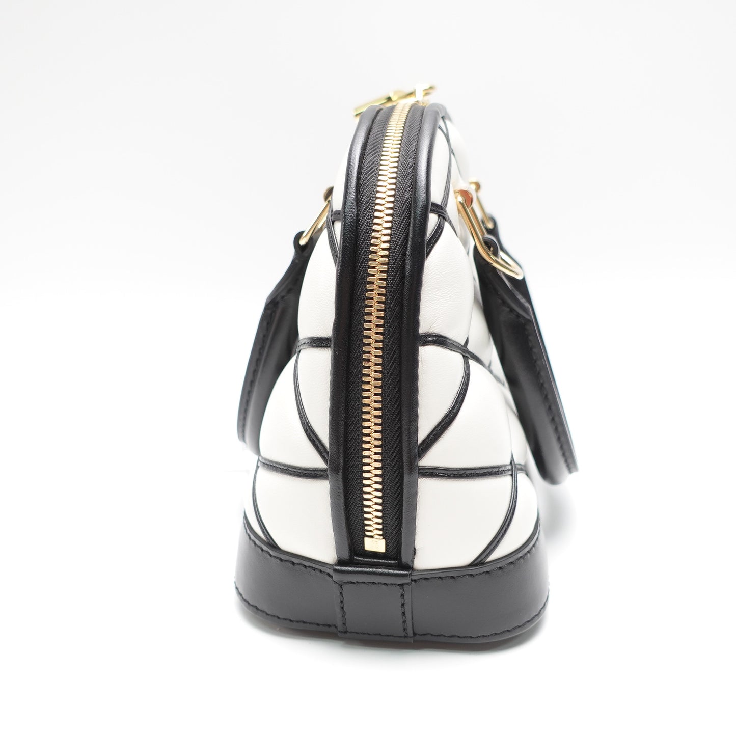Pre-Owned Louis Vuitton Alam BB White&Black Calfskin Leather Shoulder Bag T10441814