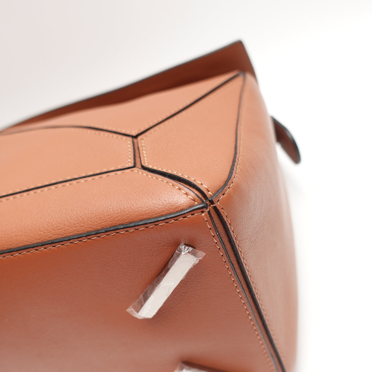 Pre-Owned Loewe Puzzle Medium Brown Calfskin Leather Shoulder Bag T10443959