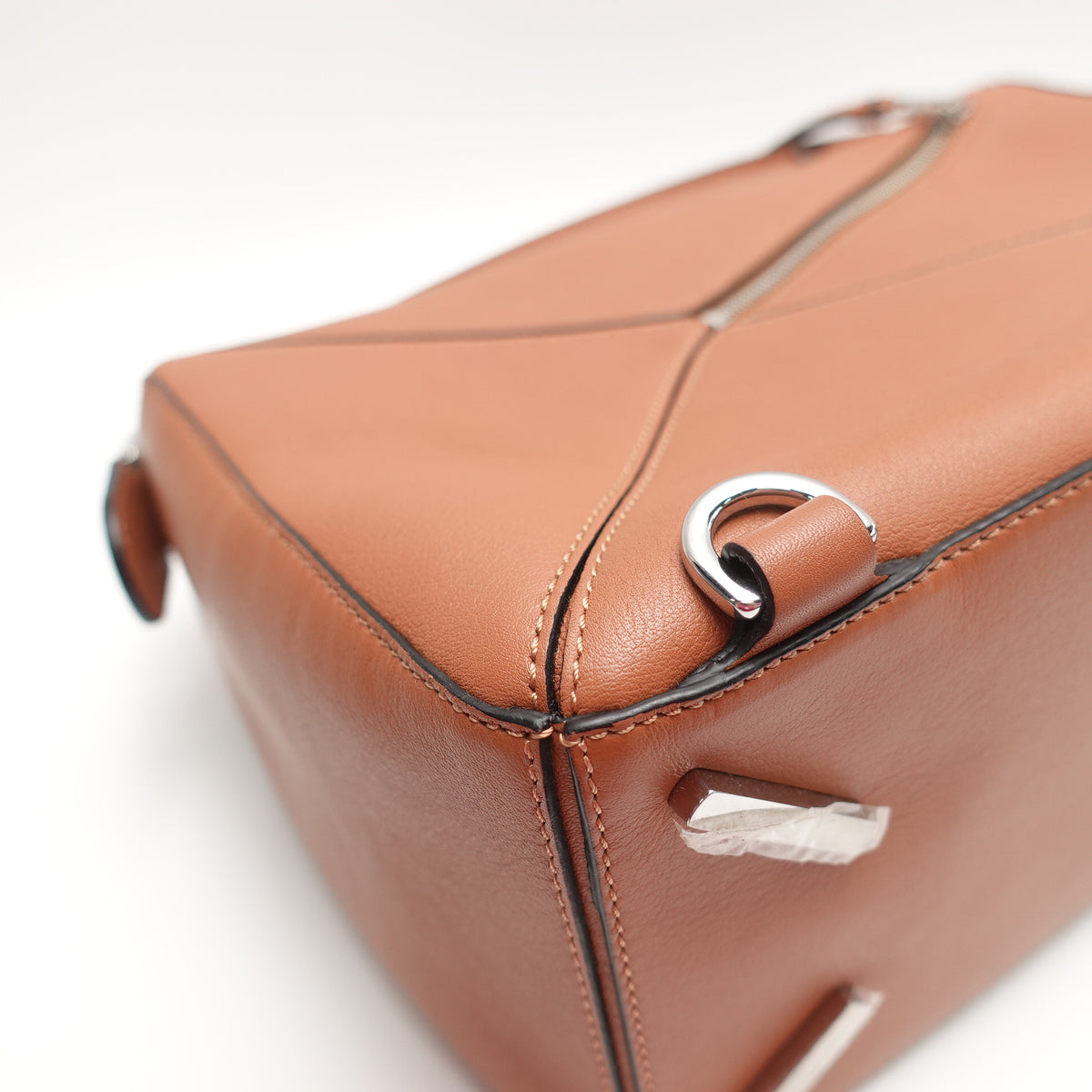 Pre-Owned Loewe Puzzle Medium Brown Calfskin Leather Shoulder Bag T10443959