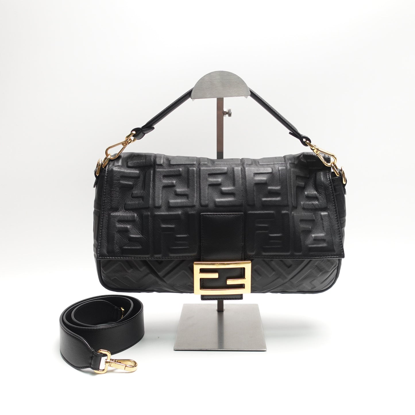 Pre-Owned Fendi Baguette Black Lambskin Leather Shoulder Bag T10443190