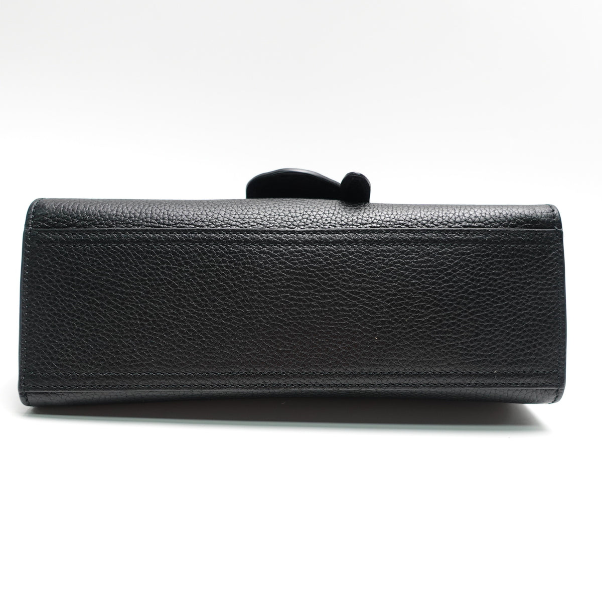 Gucci GG Marmont Black Calfskin Leather Shoulder Bag T10447621